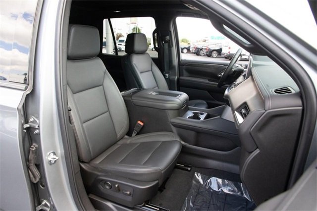 Used 2024 Chevrolet Tahoe Z71 w/ Luxury Package image 30