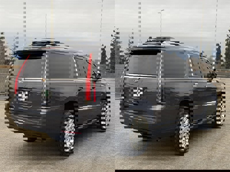 Used 2016 Cadillac Escalade ESV Platinum image 5