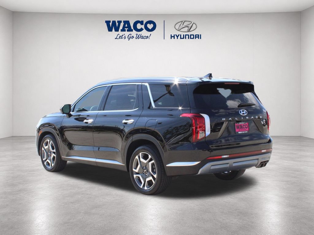 Used 2023 Hyundai Palisade Calligraphy w/ Winter Package FWD image 6