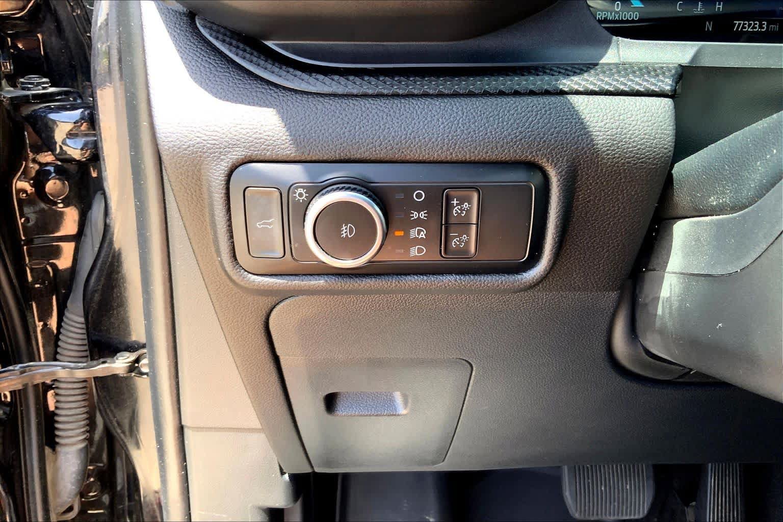 Used 2023 Ford Explorer ST w/ Equipment Group 401A AWD/4WD image 32