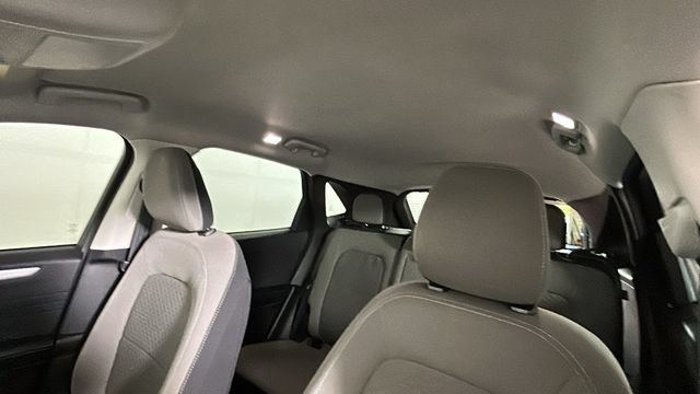 Used 2022 Ford Escape SE w/ Convenience Package FWD image 12