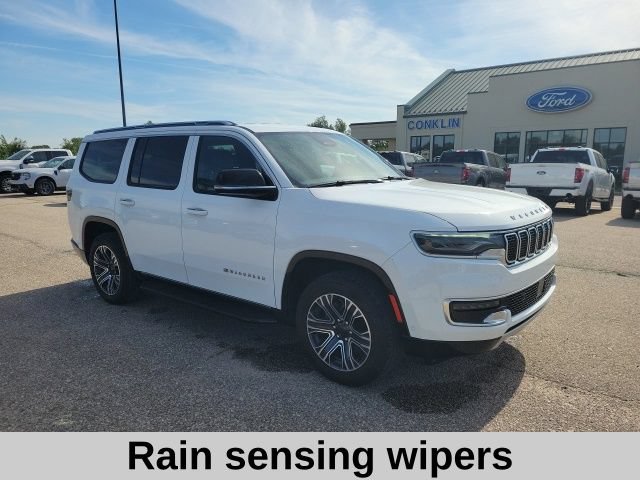 Used 2024 Jeep Wagoneer Series II w/ Flexible Seating Group RWD image 21