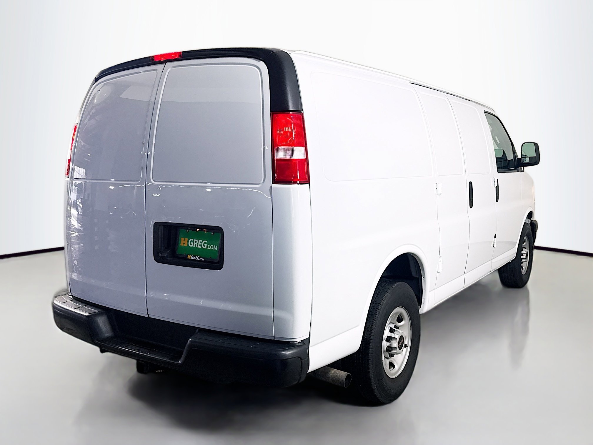 Used 2023 GMC Savana 2500 Work Van w/ Driver Convenience Package image 10