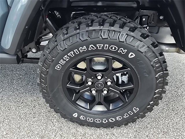 New 2025 Jeep Gladiator Willys image 7