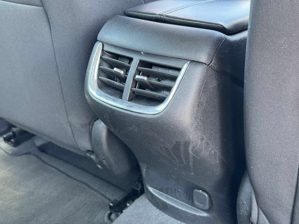 Used 2023 Chevrolet Malibu LT FWD image 20