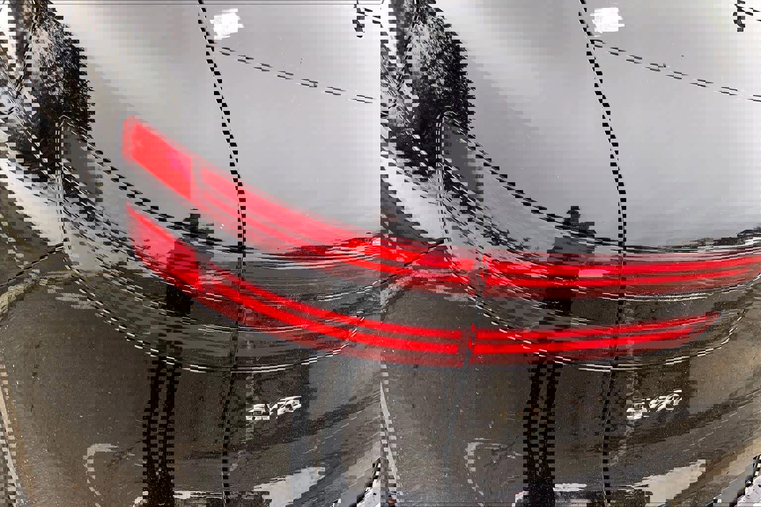 Used 2024 Genesis GV70 2.5T w/ Advanced Package image 28