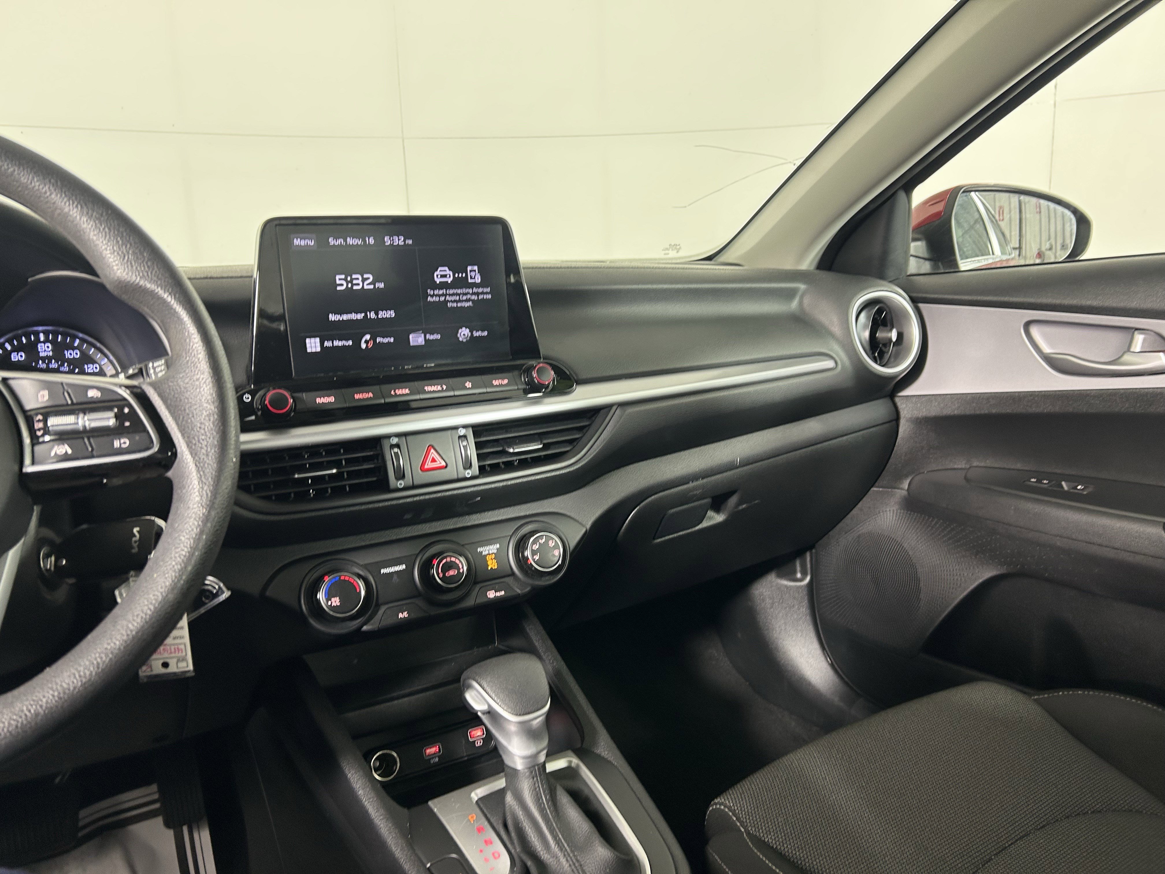 Certified 2024 Kia Forte LXS image 25