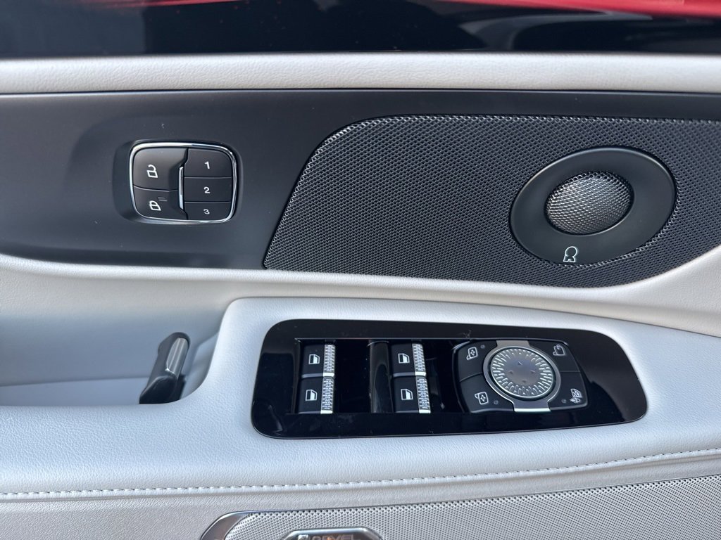 New 2026 Lincoln Nautilus Reserve w/ Jet Appearance Package image 25