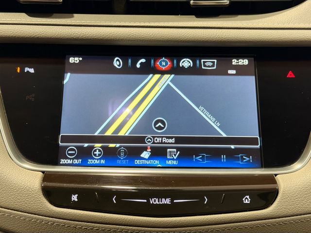 Certified 2018 Cadillac XT5 Luxury w/ Driver Awareness Package AWD/4WD image 11