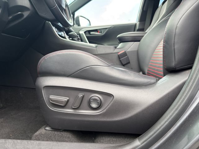 Used 2021 Toyota RAV4 XSE w/ Carpet Mat Package (TMS) AWD/4WD image 14