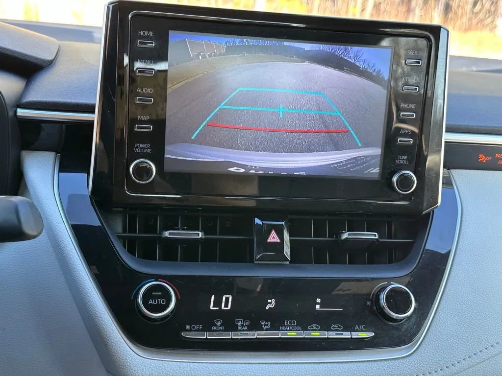 Used 2020 Toyota Corolla SE image 30