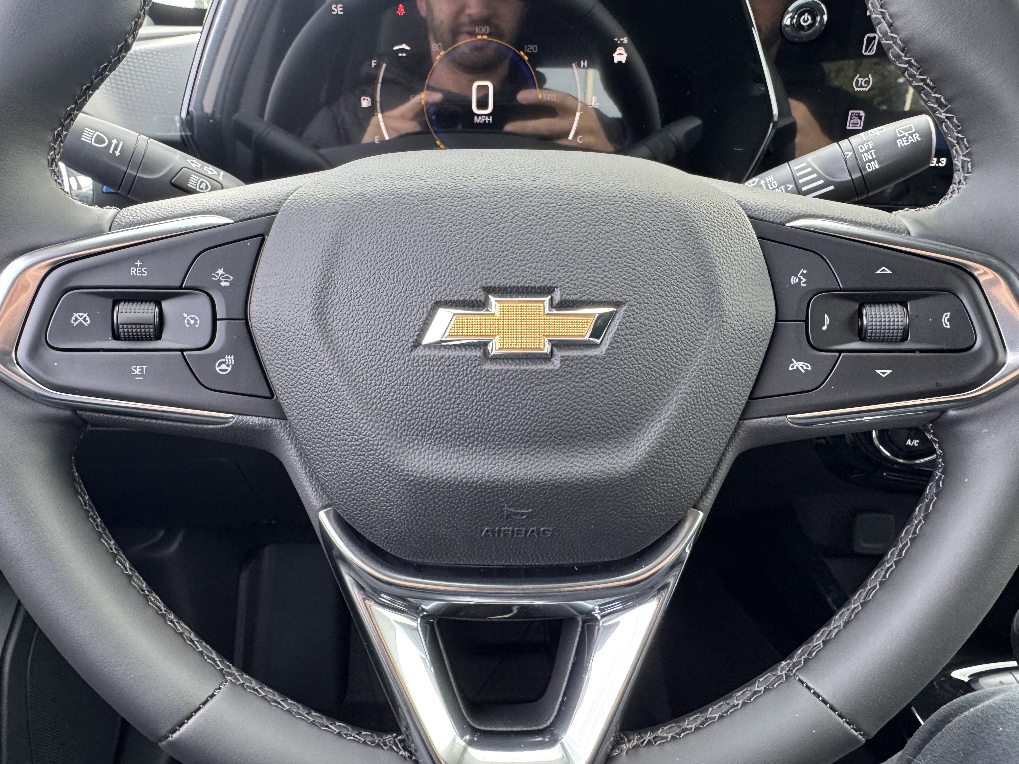 New 2026 Chevrolet Trax LT w/ Driver Confidence Package image 28