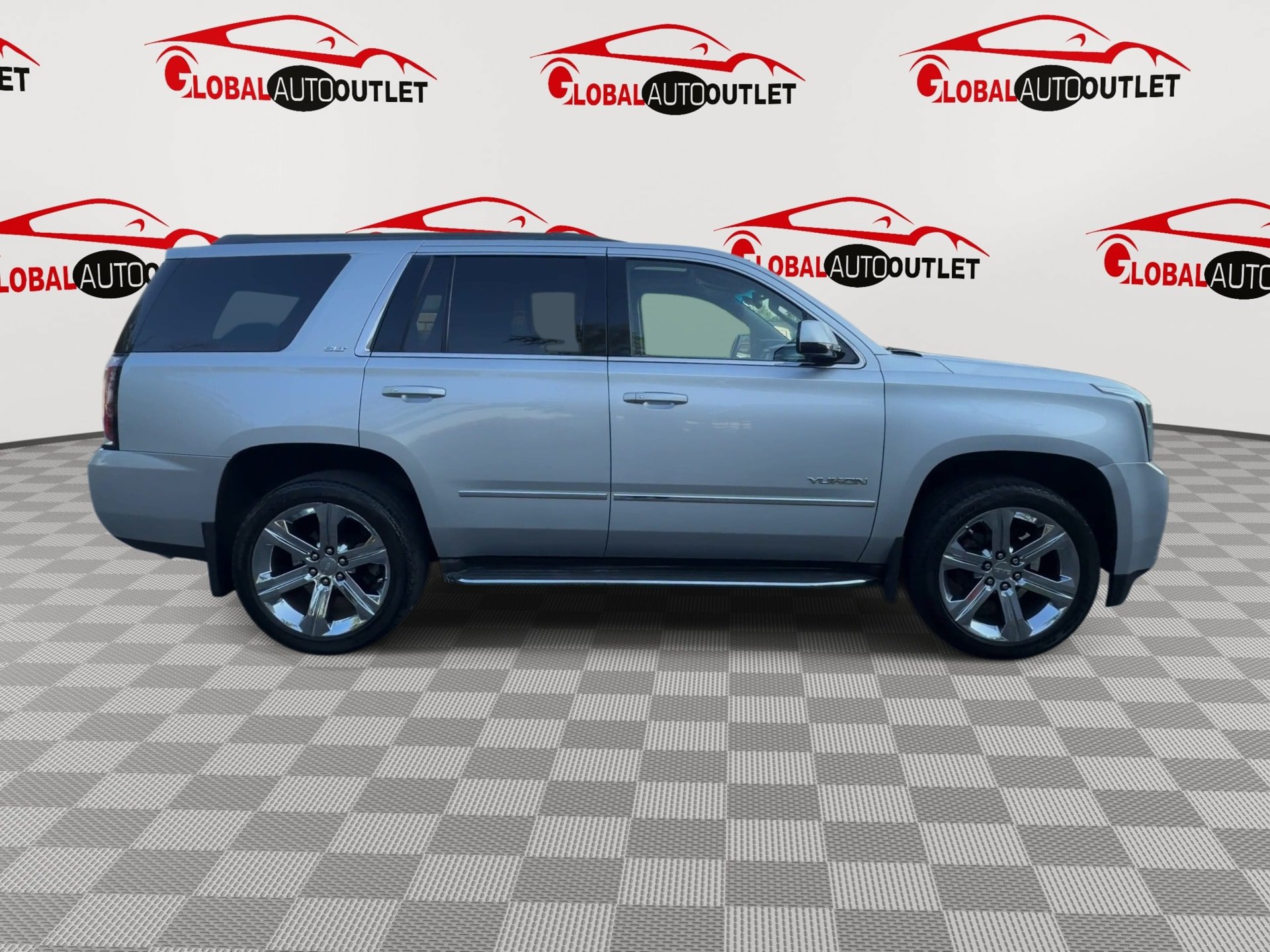 Used 2015 GMC Yukon SLT w/ Open Road Package AWD/4WD image 9