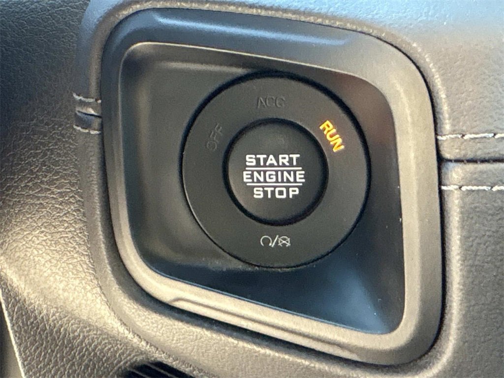 Used 2024 Jeep Wrangler Unlimited Rubicon image 32