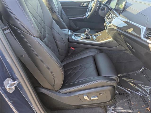 Used 2023 BMW X5 xDrive45e w/ Parking Assistance Package AWD/4WD image 22