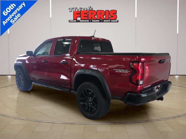 Used 2024 Chevrolet Colorado Trail Boss w/ Technology Package AWD/4WD image 3