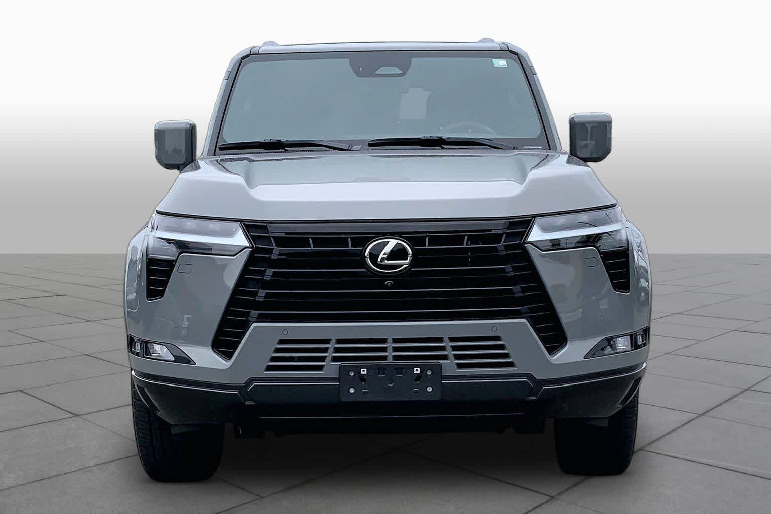 Used 2024 Lexus GX 550 w/ Cold Area Package AWD/4WD image 4