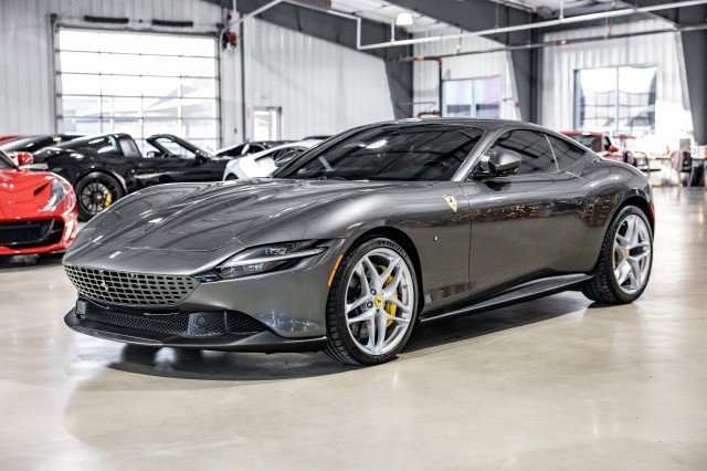 Used 2024 Ferrari Roma image 2