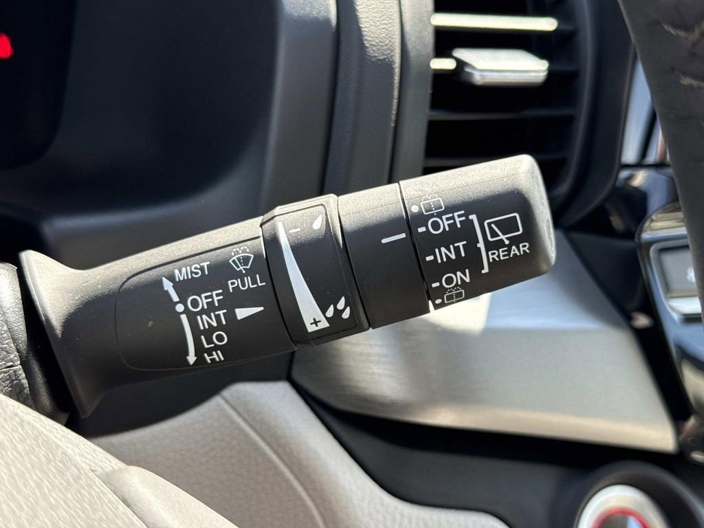 Used 2026 Honda Odyssey EX-L image 13