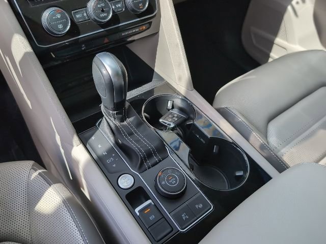 Certified 2021 Volkswagen Atlas SEL Premium image 21