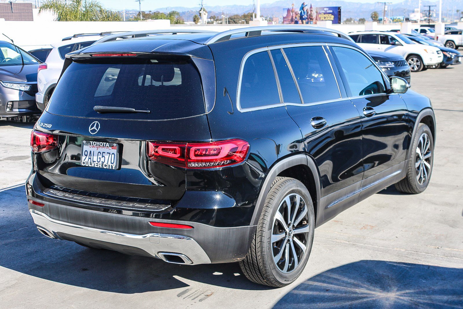 Used 2022 Mercedes-Benz GLB 250 image 9