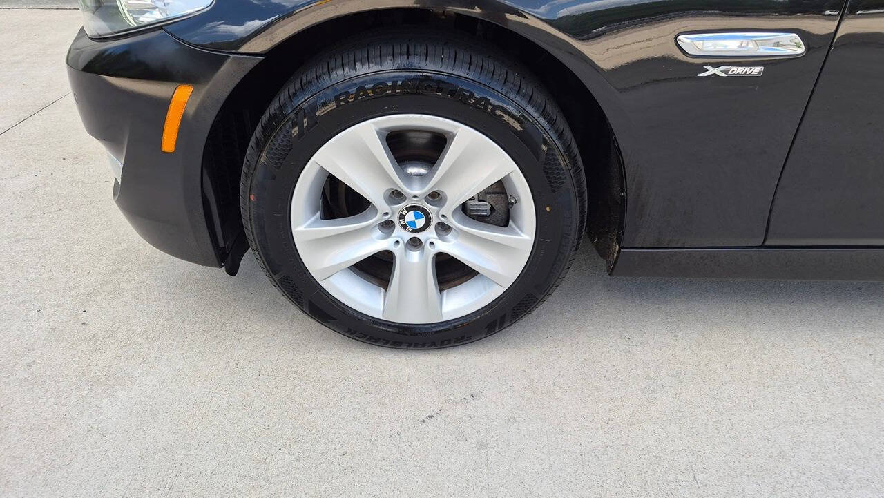 Used 2012 BMW 528i xDrive Sedan AWD/4WD image 17