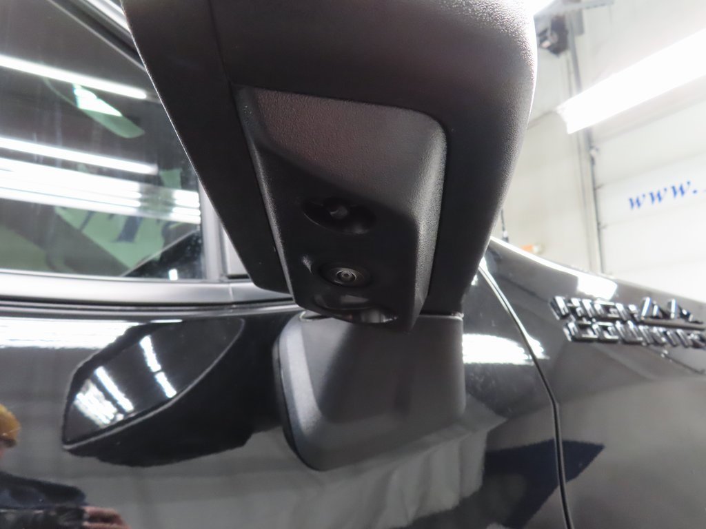 Used 2025 Chevrolet Silverado 1500 High Country w/ Midnight Edition image 55