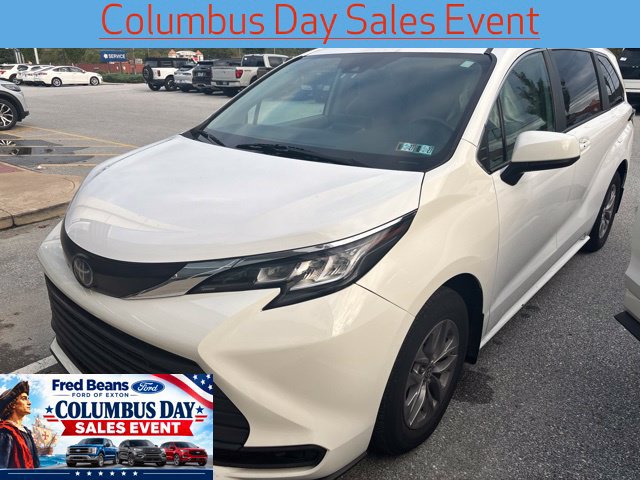 Used 2022 Toyota Sienna LE FWD image 12