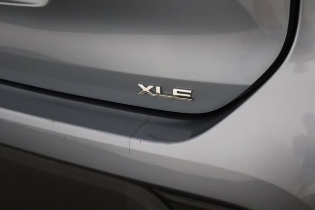 Used 2023 Toyota Highlander XLE FWD image 41
