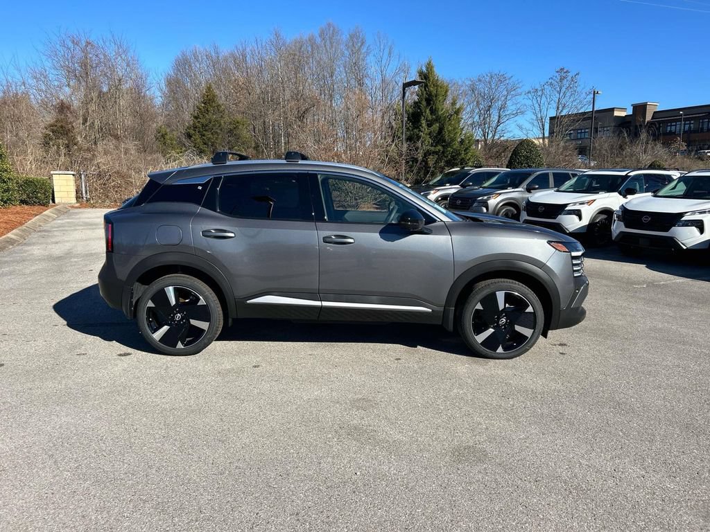 New 2026 Nissan Kicks SR w/ Cold Weather Package AWD/4WD image 8