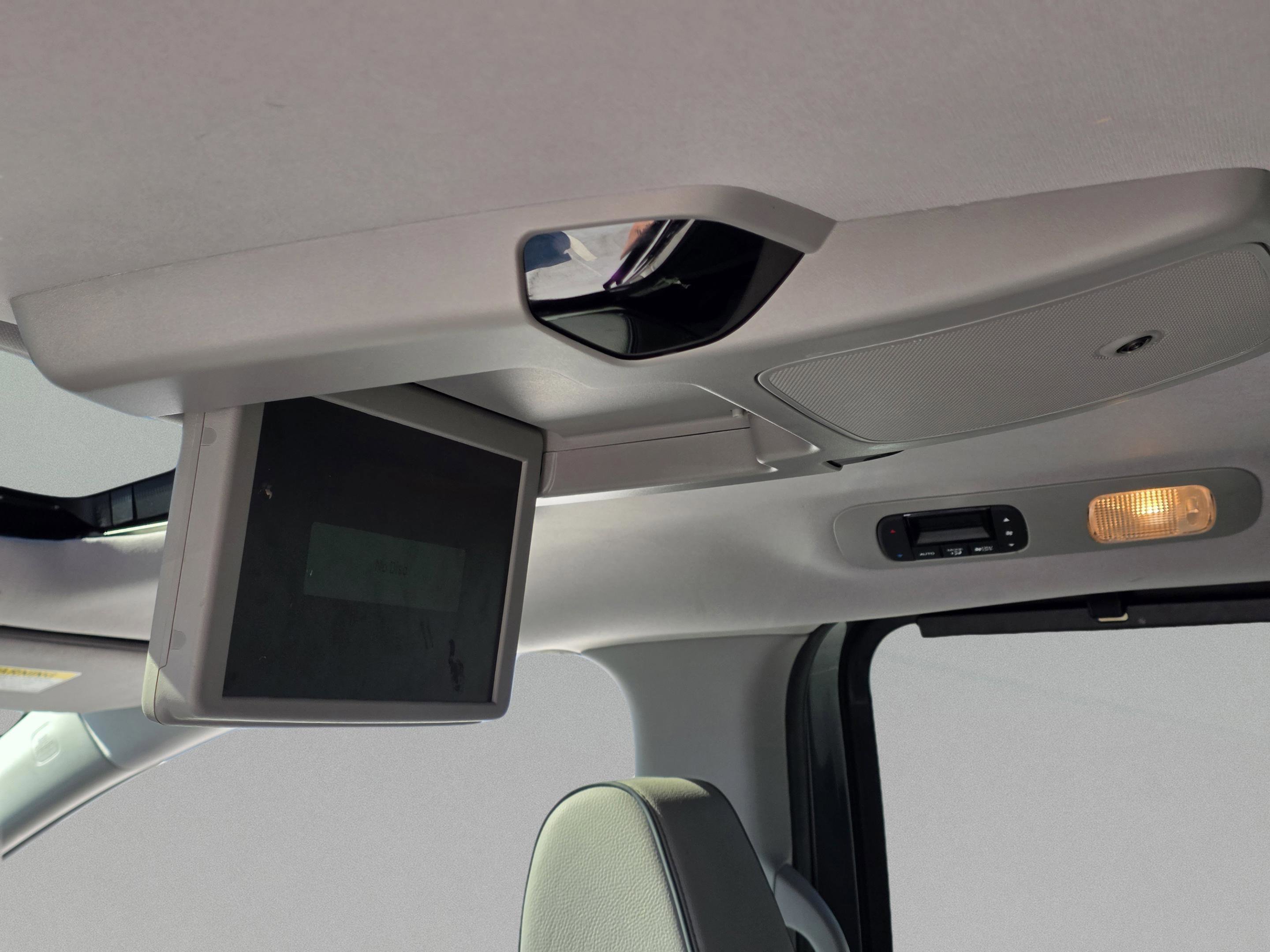 Used 2023 Honda Odyssey Elite image 33