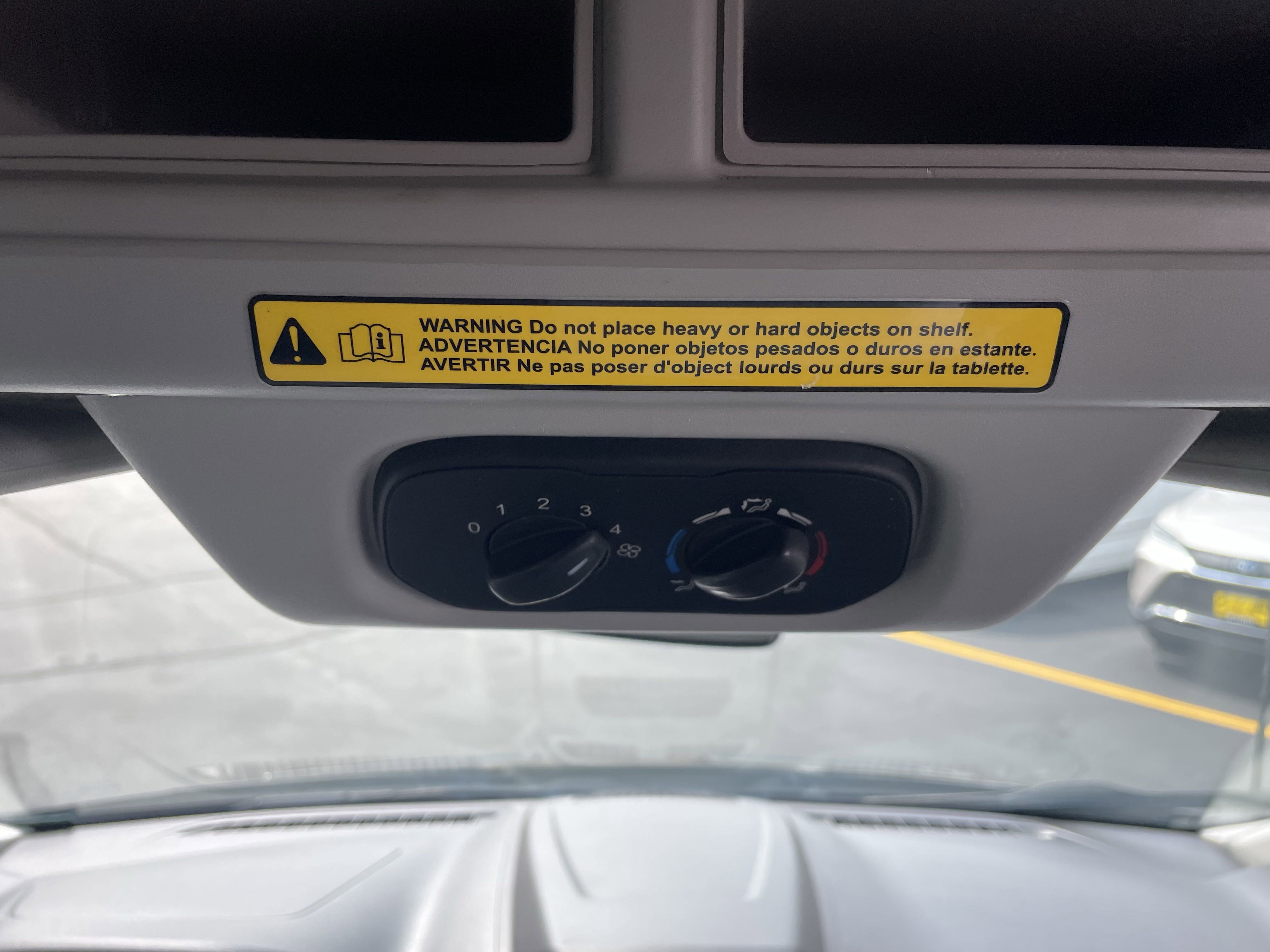 Used 2019 Ford Transit 150 XLT image 12