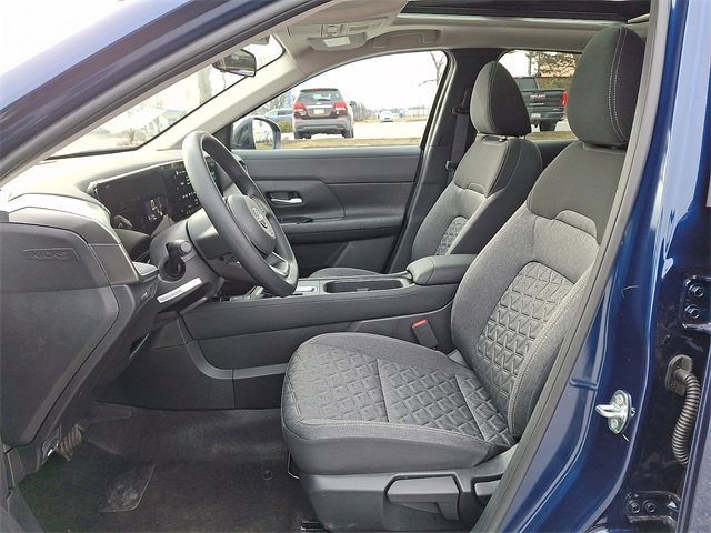 New 2026 Nissan Kicks SV w/ SV Premium Package image 10