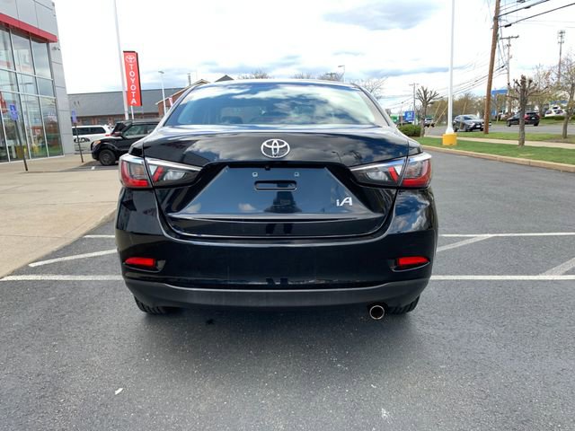 Used 2017 Toyota Yaris iA FWD image 4