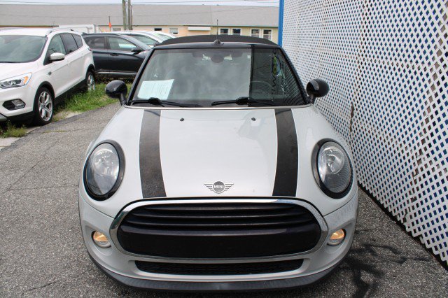 Used 2019 MINI Cooper Convertible FWD image 3