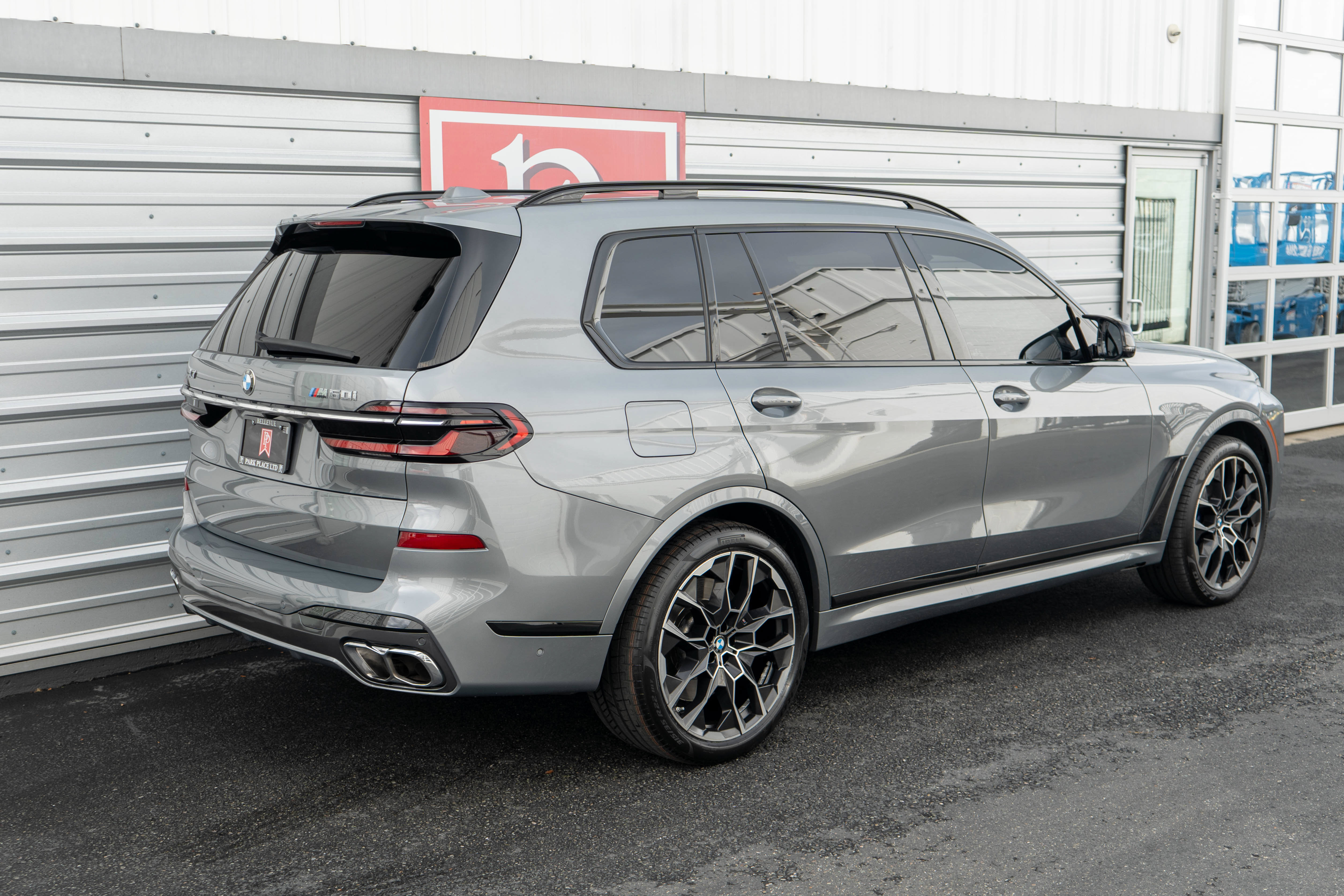 Used 2023 BMW X7 M60i AWD/4WD image 69