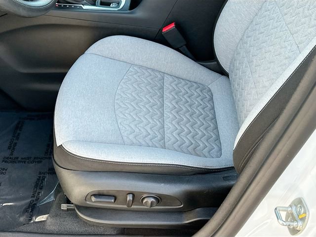 Used 2023 Chevrolet Equinox LT image 18