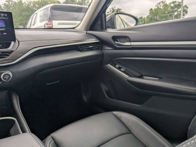Used 2024 Nissan Altima 2.5 SL FWD image 15