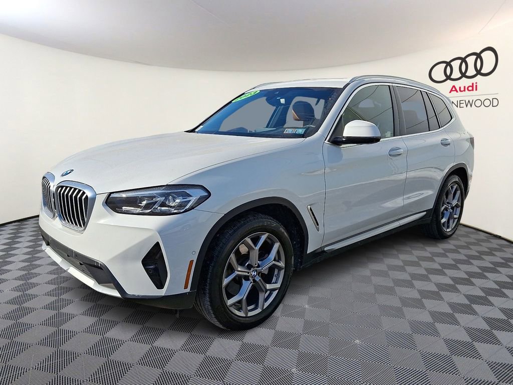 Used 2023 BMW X3 xDrive30i w/ Premium Package image 3