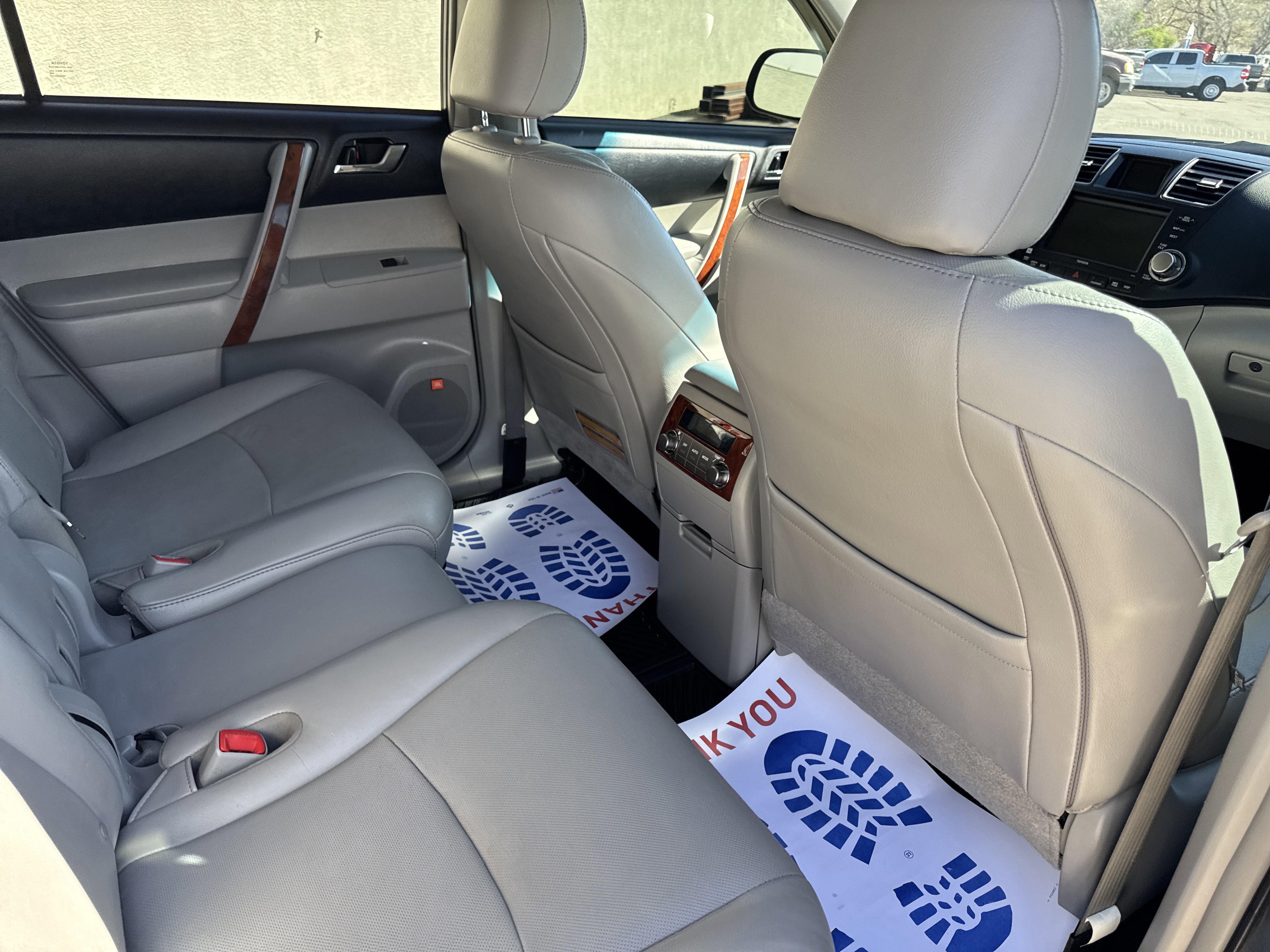 Used 2012 Toyota Highlander Limited image 11