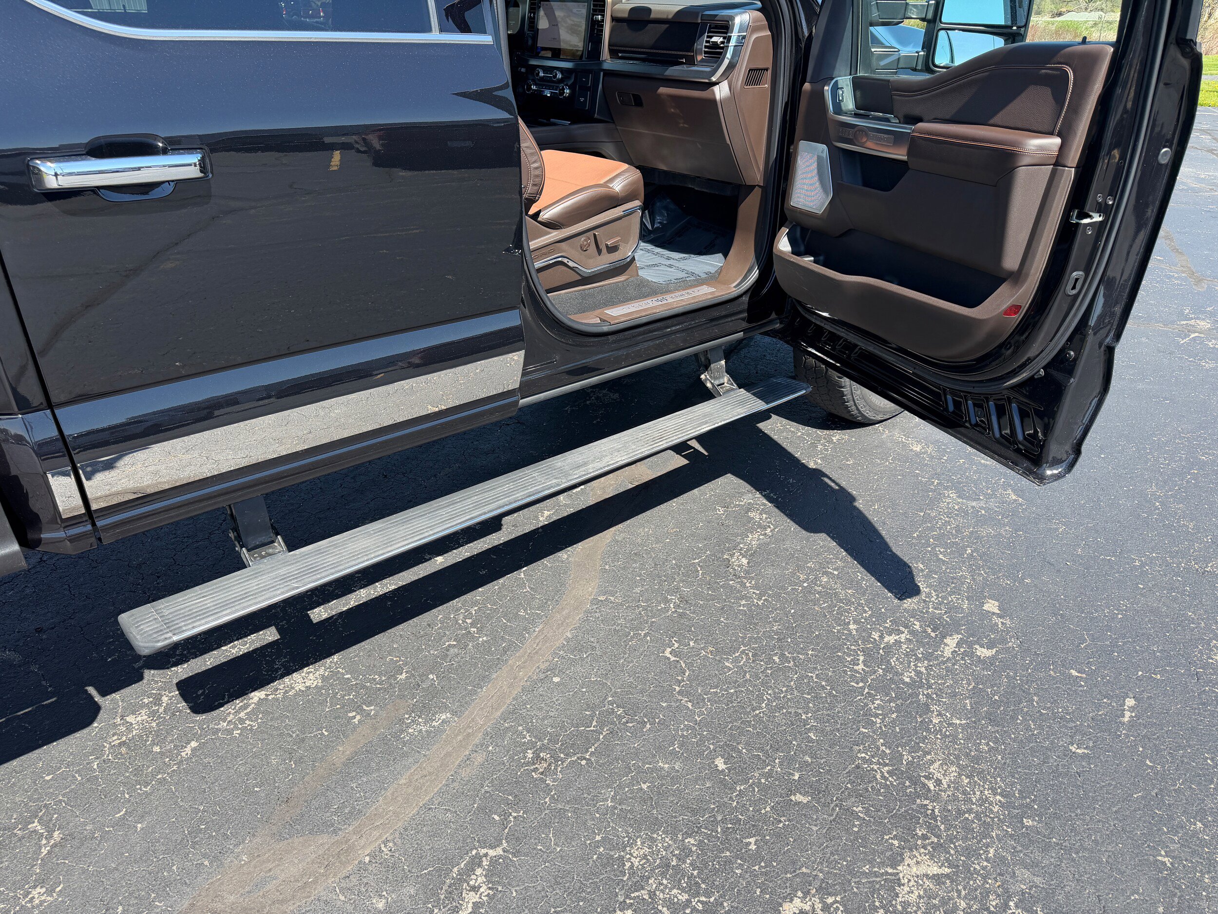 Certified 2024 Ford F350 King Ranch w/ Chrome Package AWD/4WD image 39