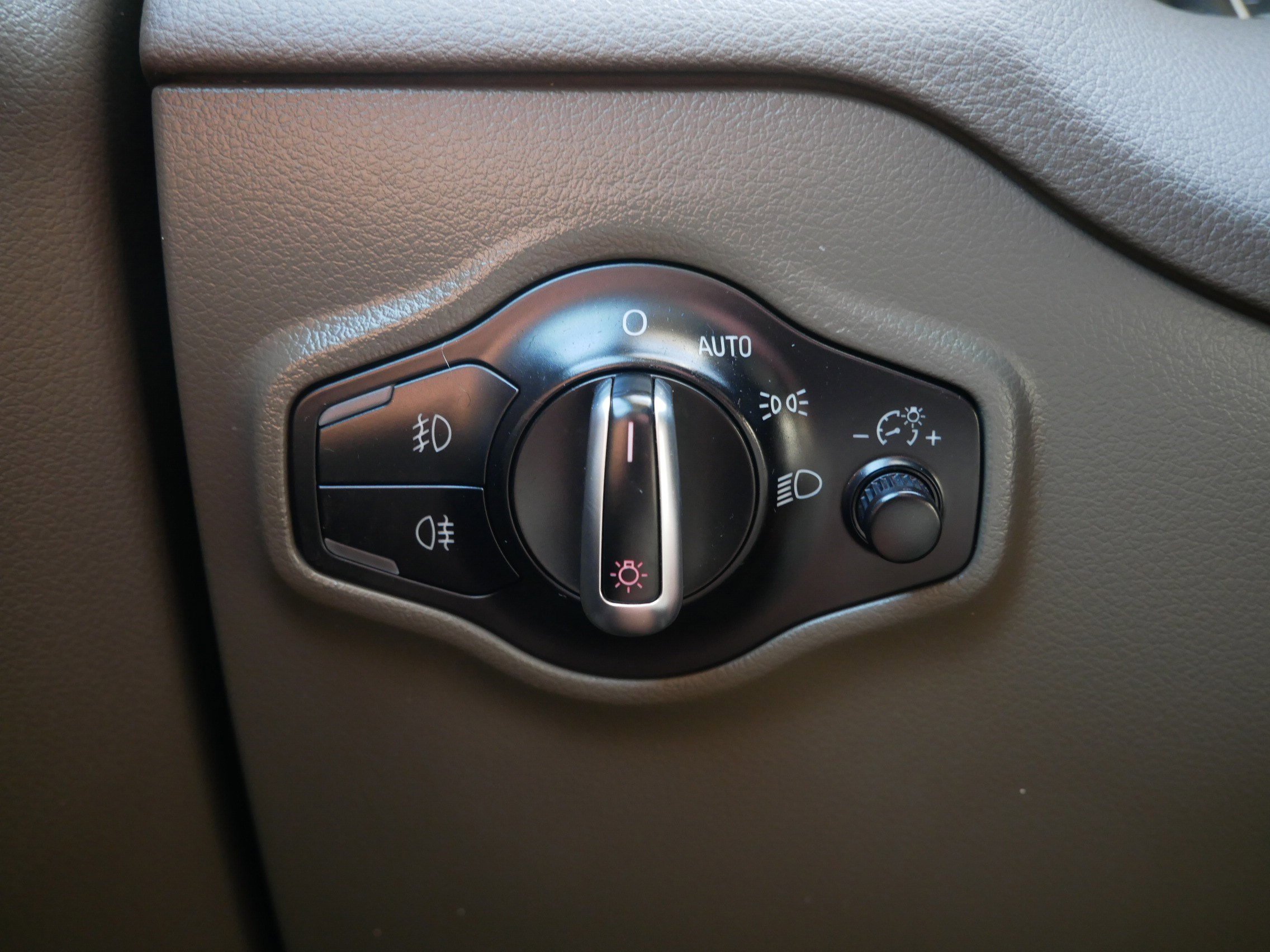 Used 2016 Audi Q5 2.0T Premium image 26