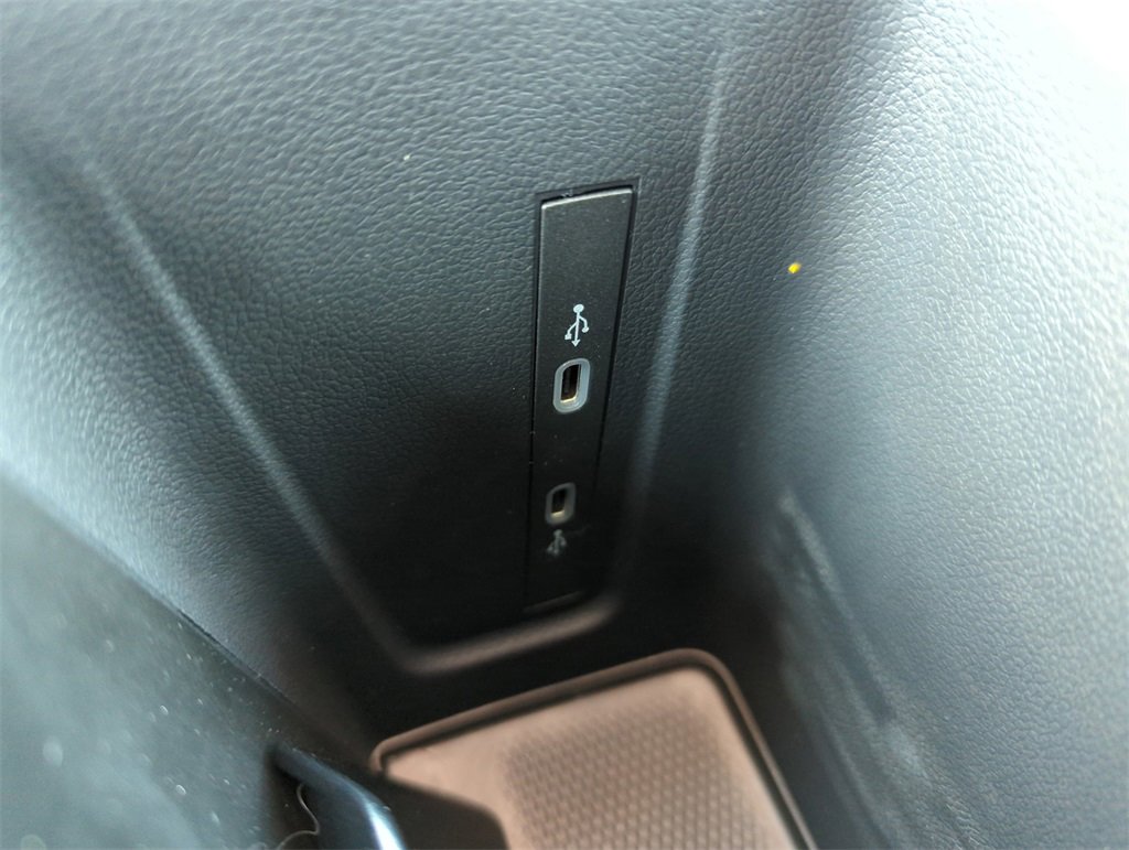 New 2026 Volkswagen Tiguan SE R-Line image 34