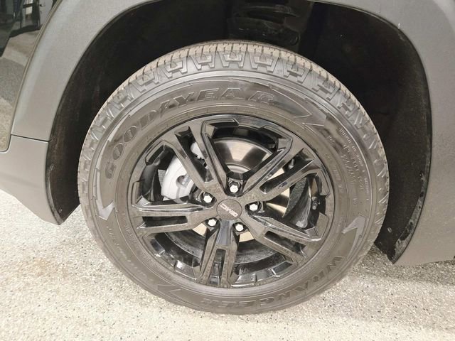 Certified 2024 GMC Terrain AT4 w/ Tech Package image 16