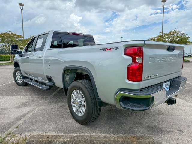 Used 2023 Chevrolet Silverado 3500 LT image 5