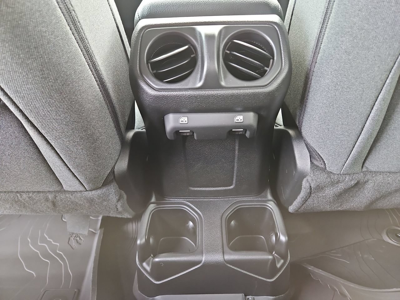 New 2026 Jeep Gladiator Sport AWD/4WD image 15