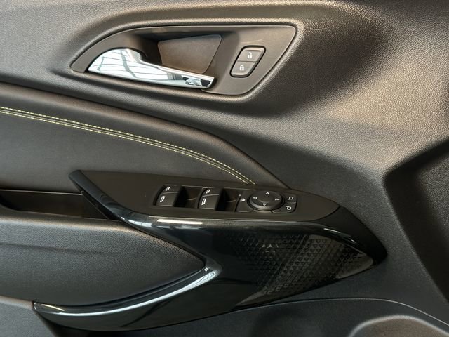 New 2026 Chevrolet Trax LT w/ LT Convenience Package image 13