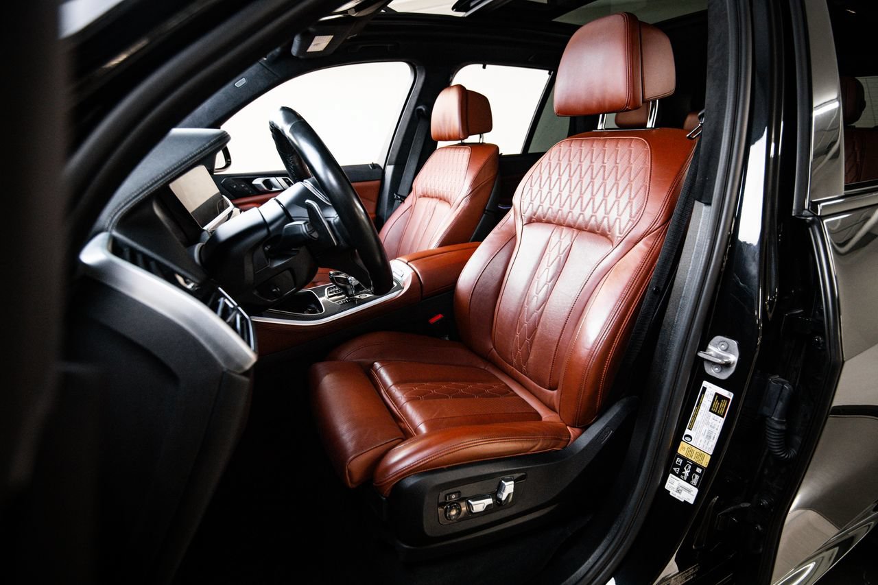 Used 2022 BMW X5 M50i w/ Executive Package AWD/4WD image 5