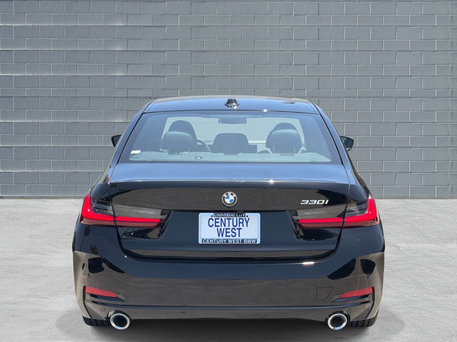 New 2026 BMW 330i Sedan w/ Convenience Package RWD image 4