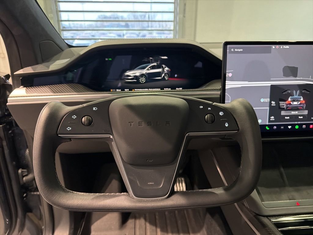 Used 2022 Tesla Model X Plaid image 15